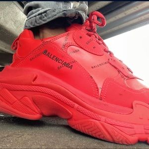 Balenciaga’s triple s